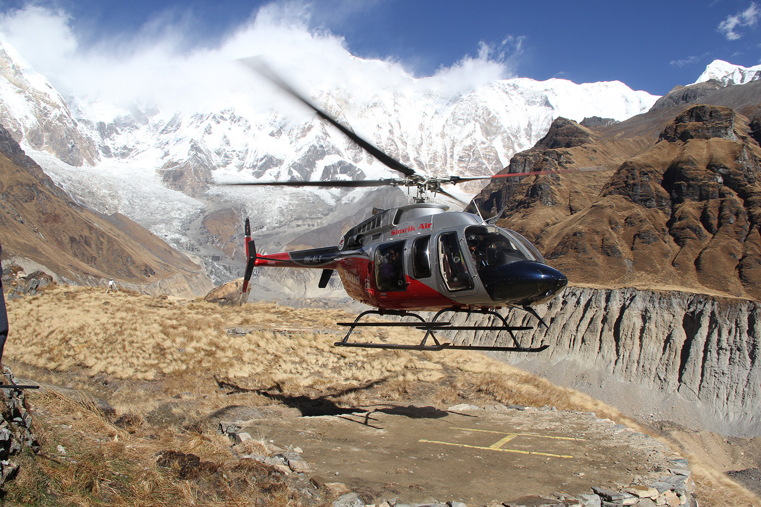1581742980_annapurna heli.jpeg